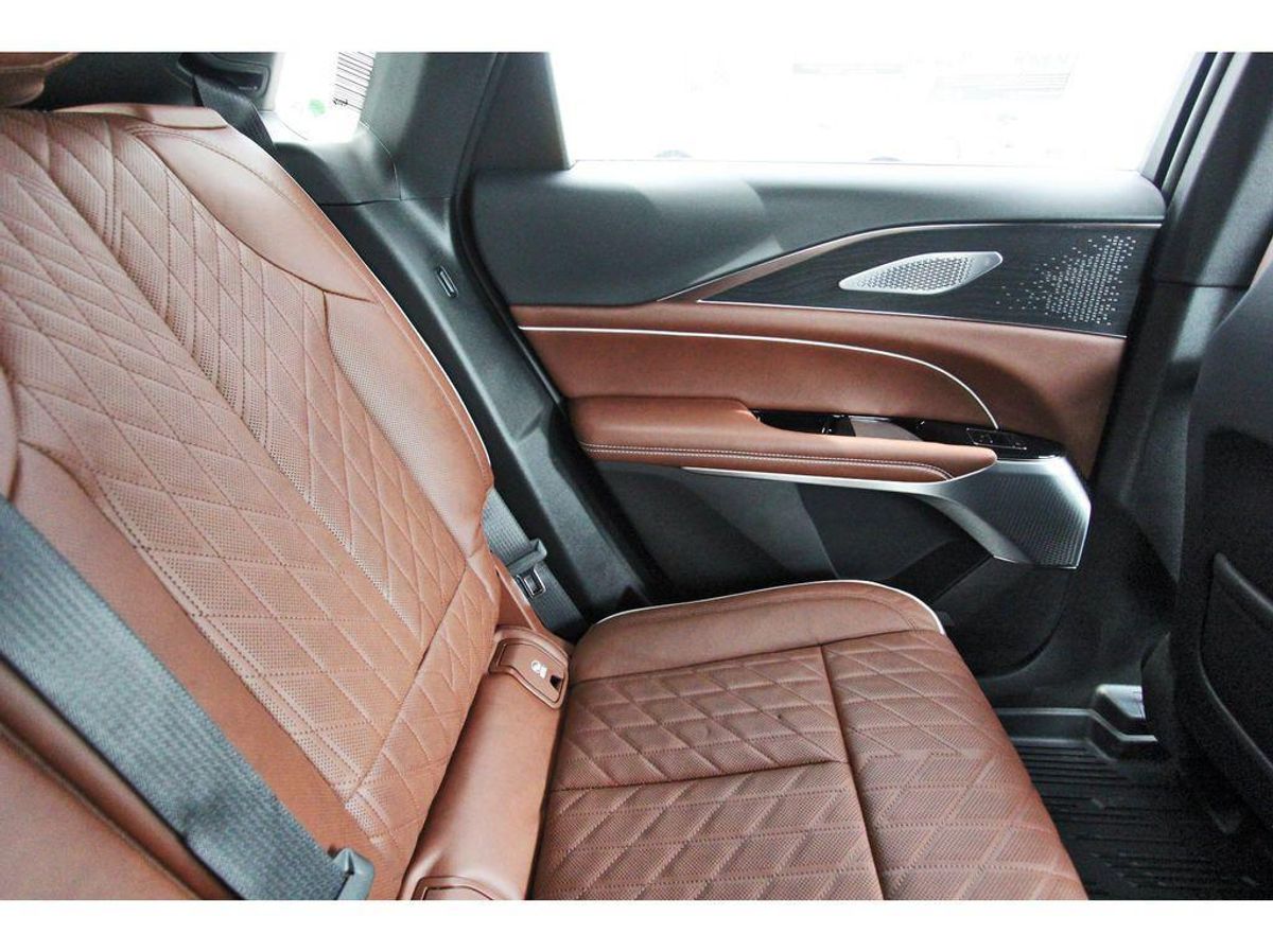 undefined. Enlarge image 11
