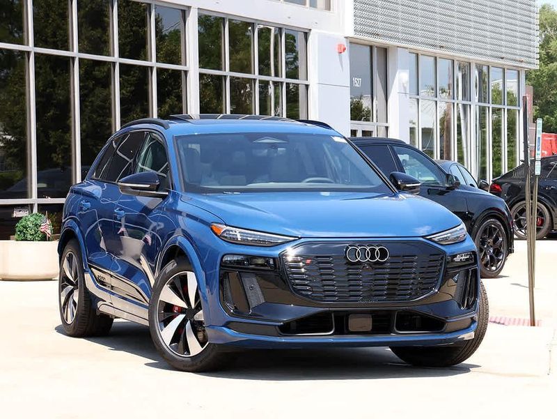 2027 Audi SQ6 e-tron in Naperville, IL