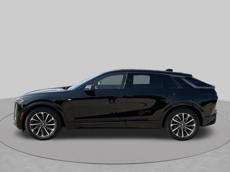 2024 Cadillac LYRIQ in Lincolnwood, IL