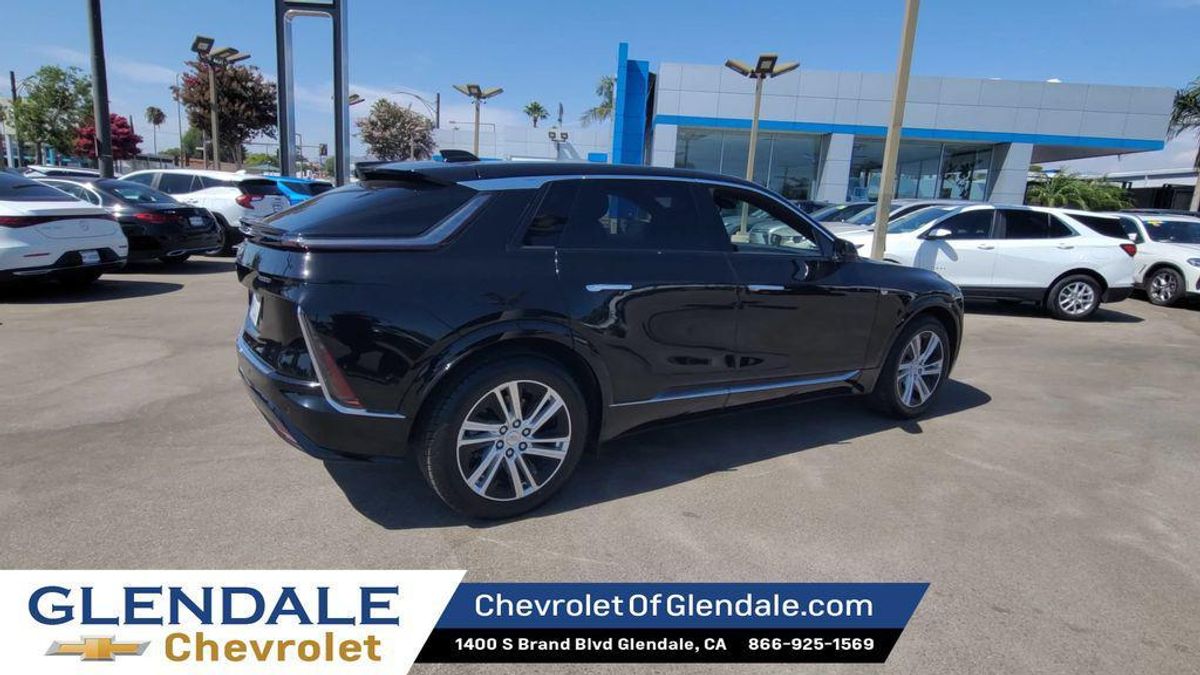 undefined. Enlarge image 8