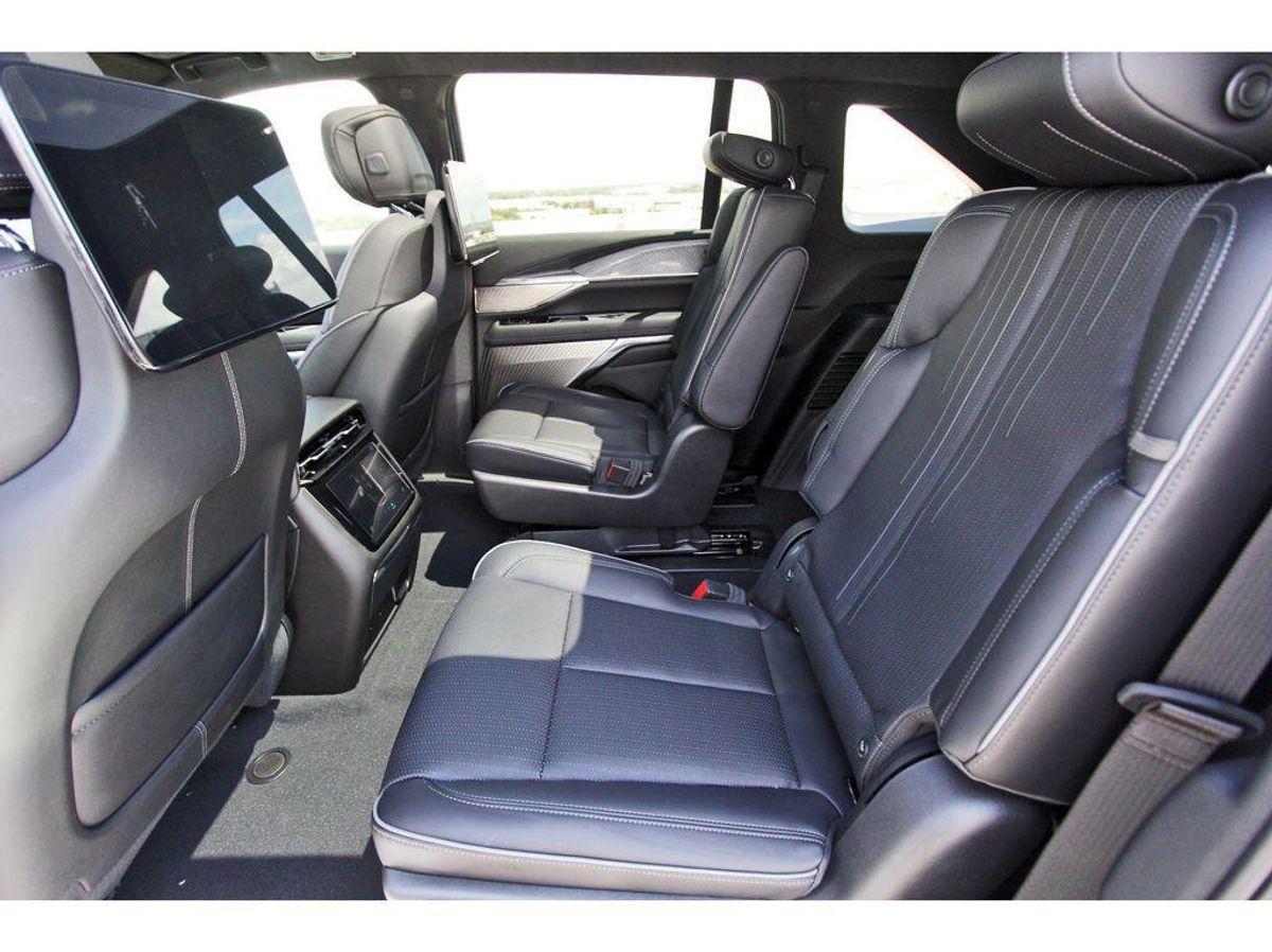 undefined. Enlarge image 7