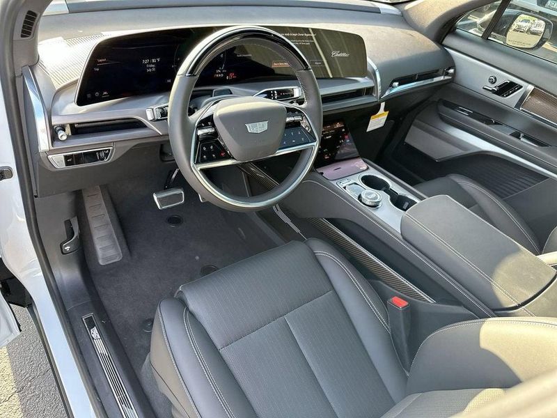 2027 Cadillac VISTIQ in Tucson, AZ