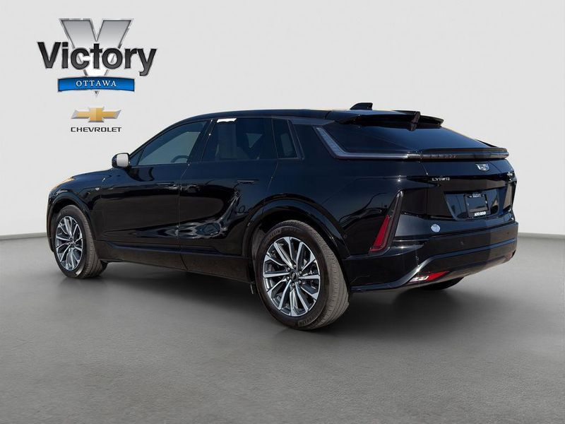 2024 Cadillac LYRIQ in Ottawa, KS