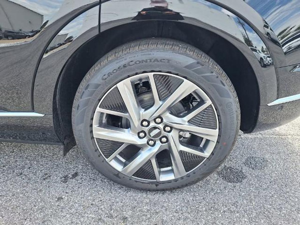 undefined. Enlarge image 18
