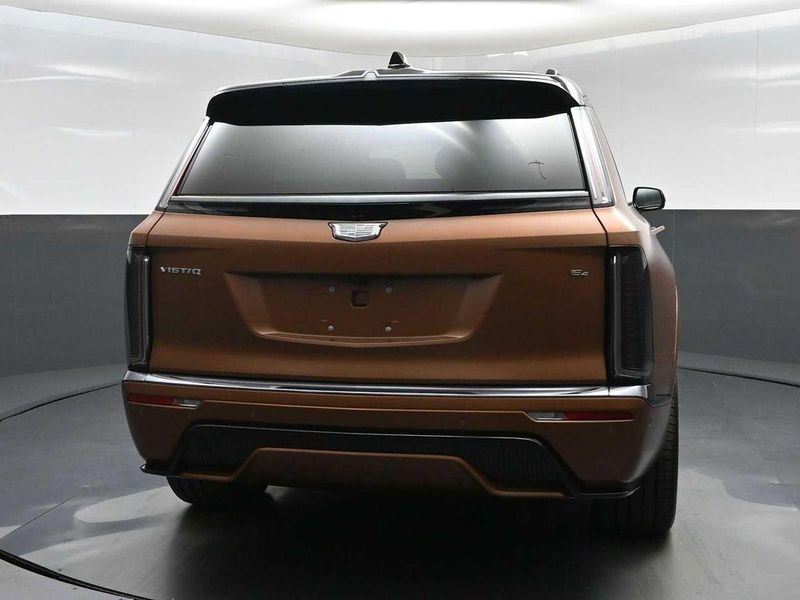 2027 Cadillac VISTIQ in Great Neck, NY