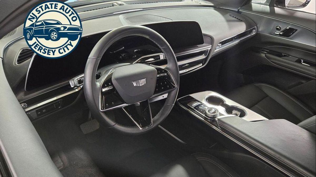 undefined. Enlarge image 11