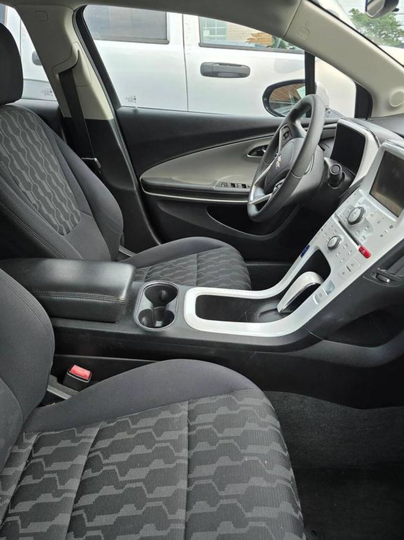 2013 Chevrolet Volt in Parma, OH