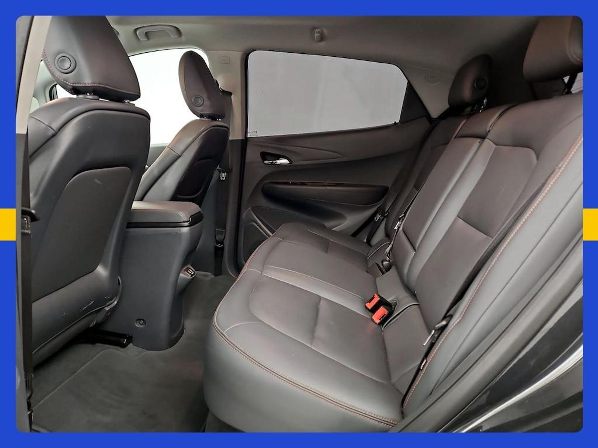 undefined. Enlarge image 100