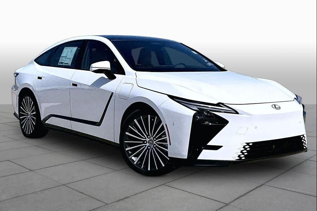 2026 Lexus ES 350e