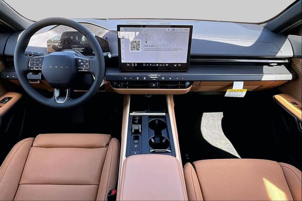 2026 Lexus ES 350e