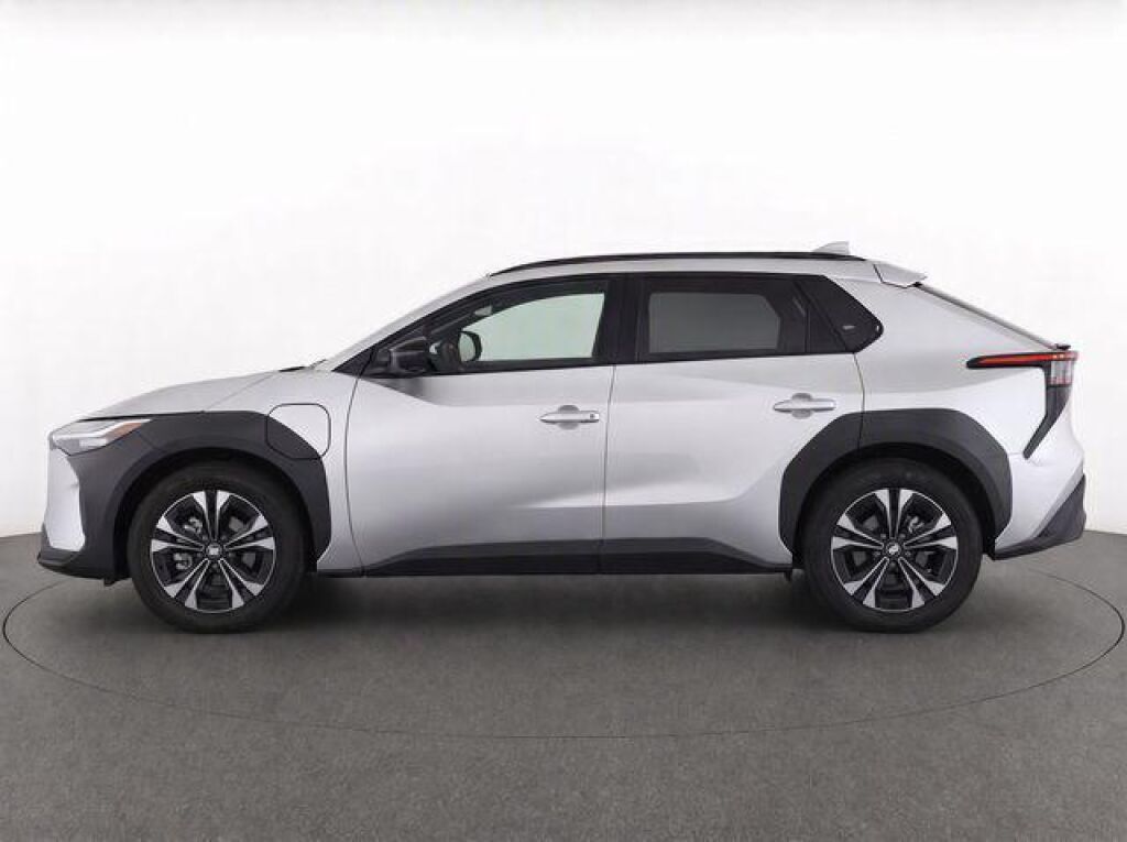 2024 Toyota bZ4X
