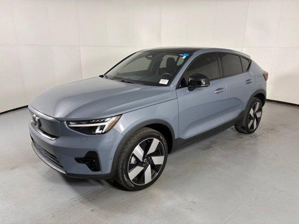 2023 Volvo C40 Recharge Pure Electric