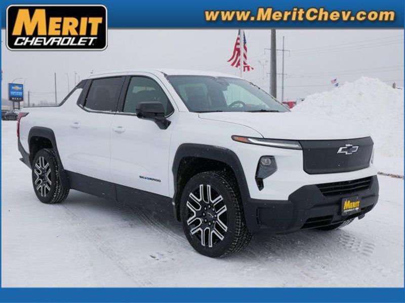 2026 Chevrolet Silverado EV in Saint Paul, MN