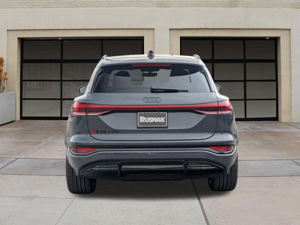 2027 Audi SQ6 e-tron
