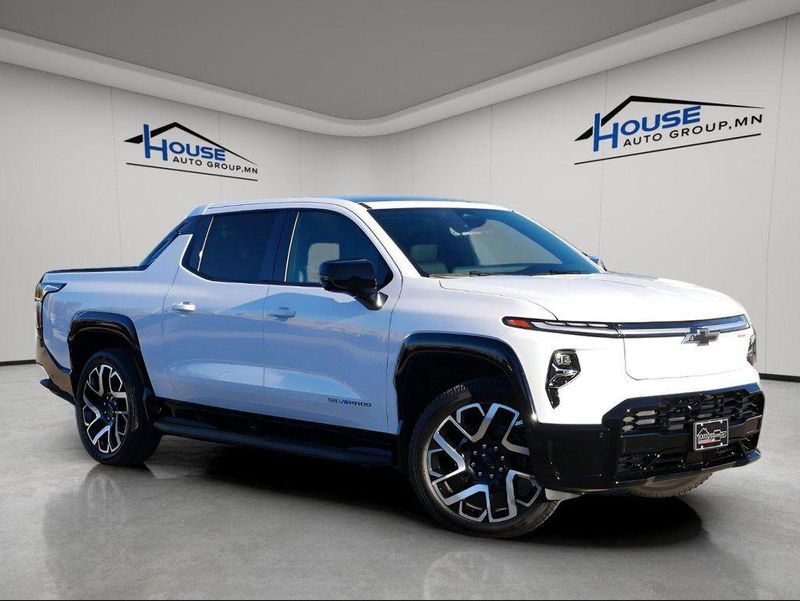2024 Chevrolet Silverado EV in Stewartville, MN