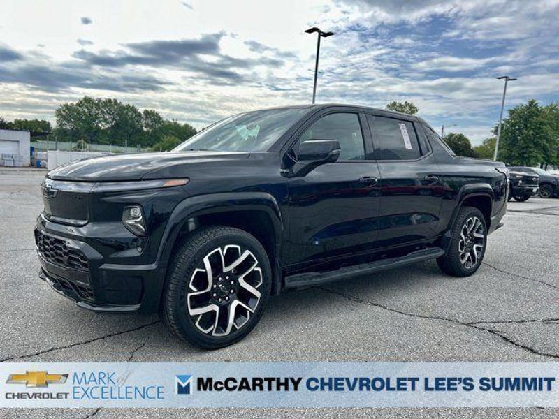2024 Chevrolet Silverado EV in Lee's Summit, MO
