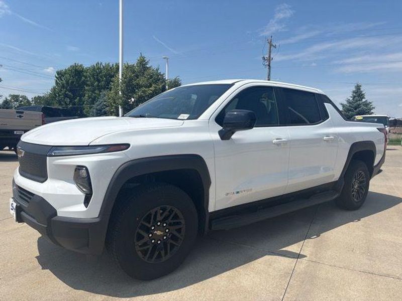 2024 Chevrolet Silverado EV in Waukee, IA