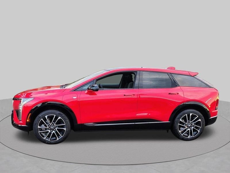 2027 Cadillac OPTIQ in Lincolnwood, IL