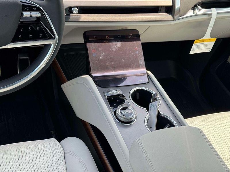 2027 Cadillac VISTIQ in Silver Spring, MD