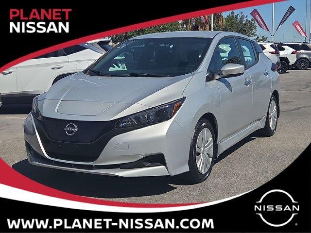 2025 Nissan Leaf