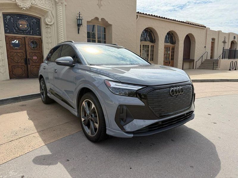 2024 Audi Q4 e-tron in Glendale, CA