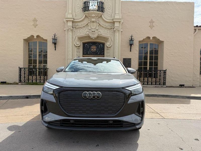 2024 Audi Q4 e-tron in Glendale, CA