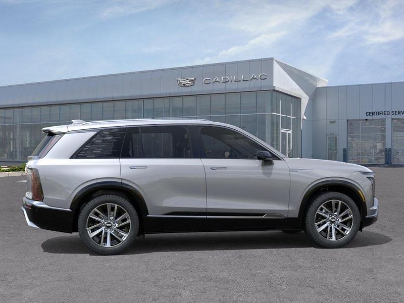 2026 Cadillac VISTIQ in Warren, MI
