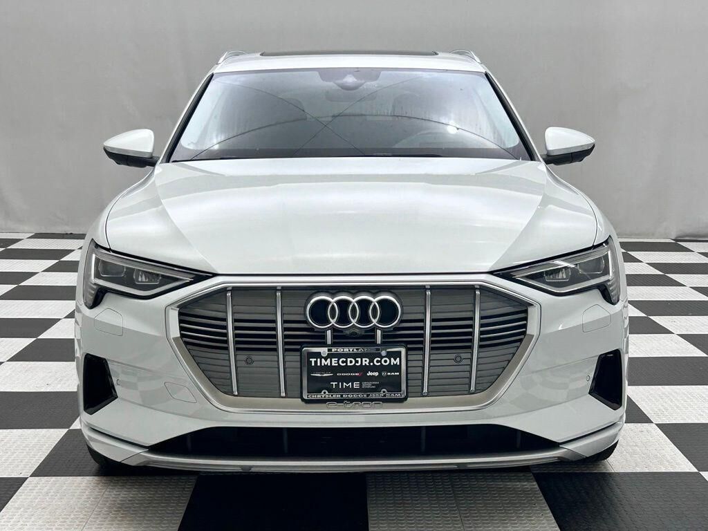 2019 Audi e-tron