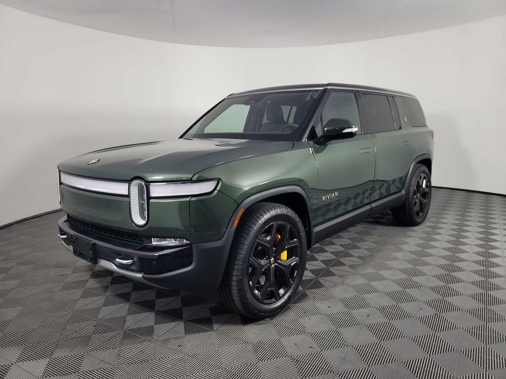2022 Rivian R1S