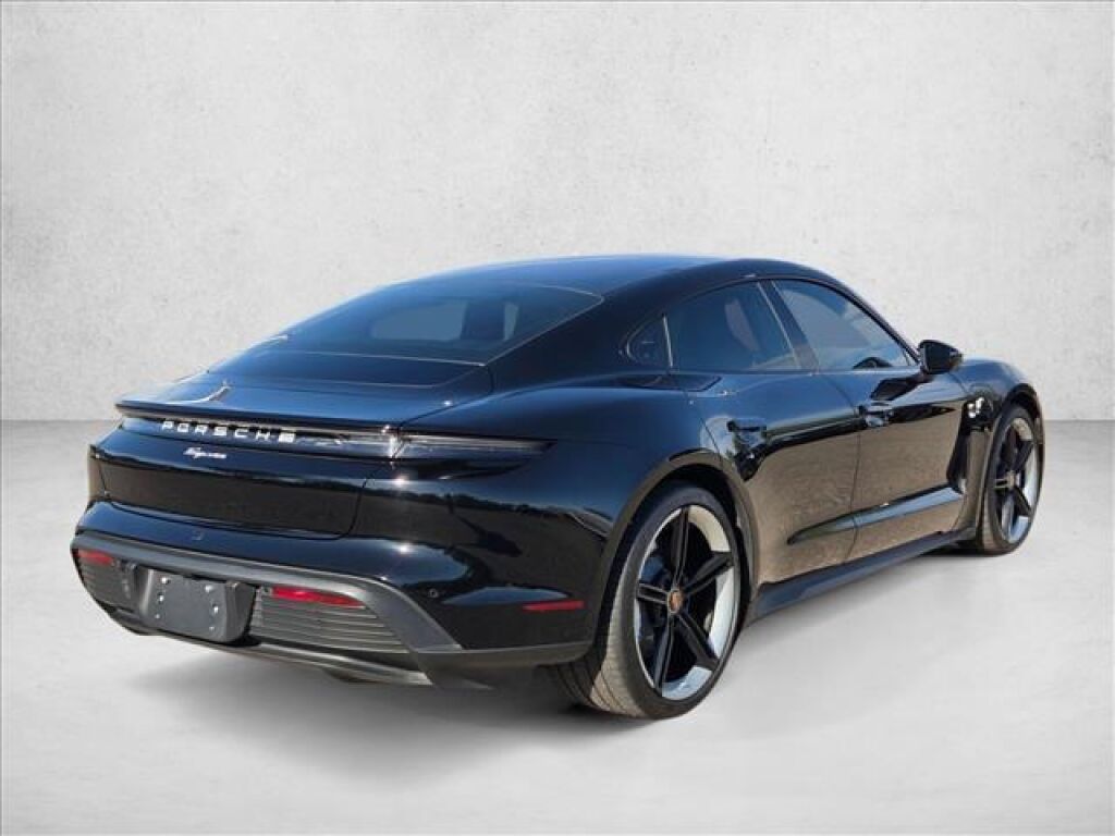 2022 Porsche Taycan