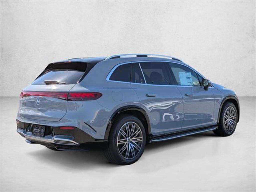 2026 Mercedes-Benz EQS 400