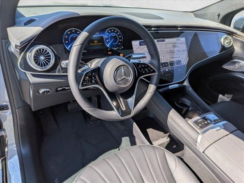 2026 Mercedes-Benz EQS 400
