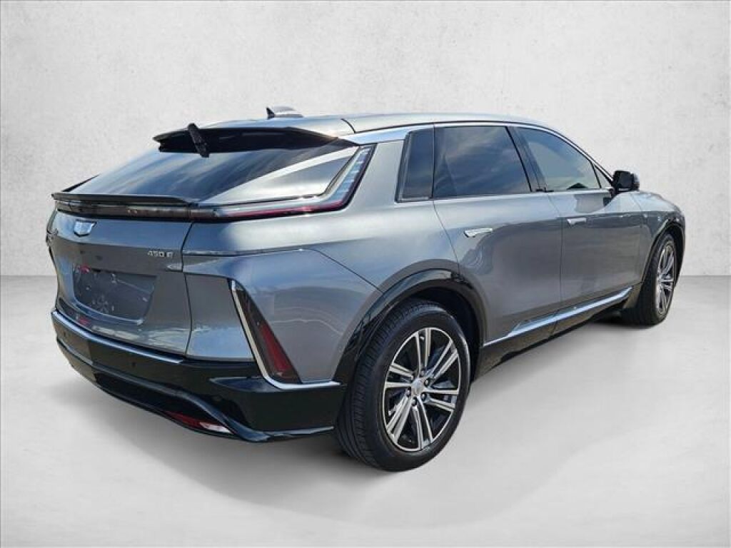 2023 Cadillac LYRIQ