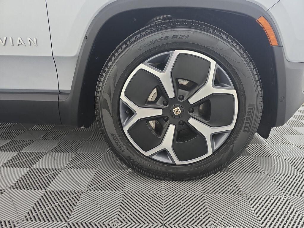 undefined. Enlarge image 11