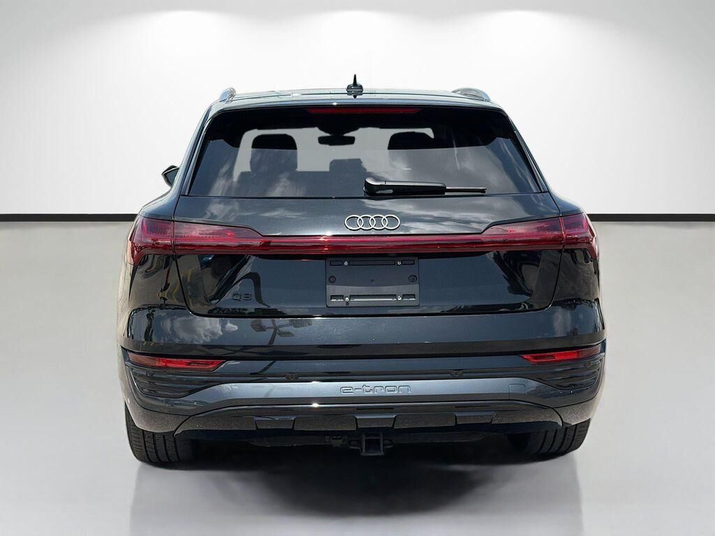 2024 Audi Q8 e-tron