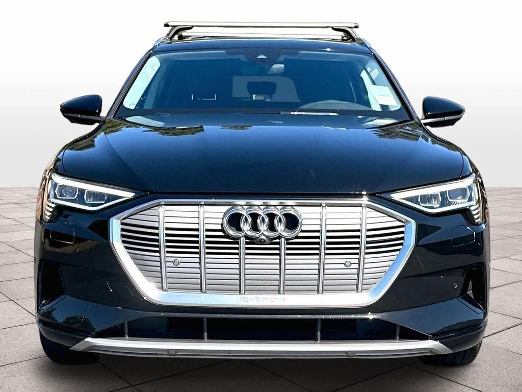 2023 Audi e-tron