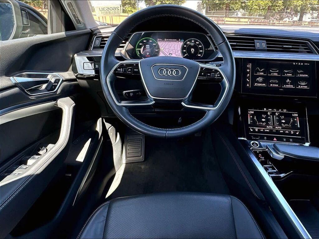 2023 Audi e-tron