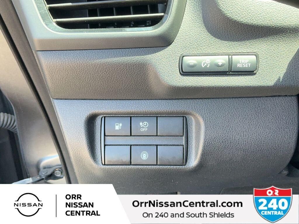 undefined. Enlarge image 18