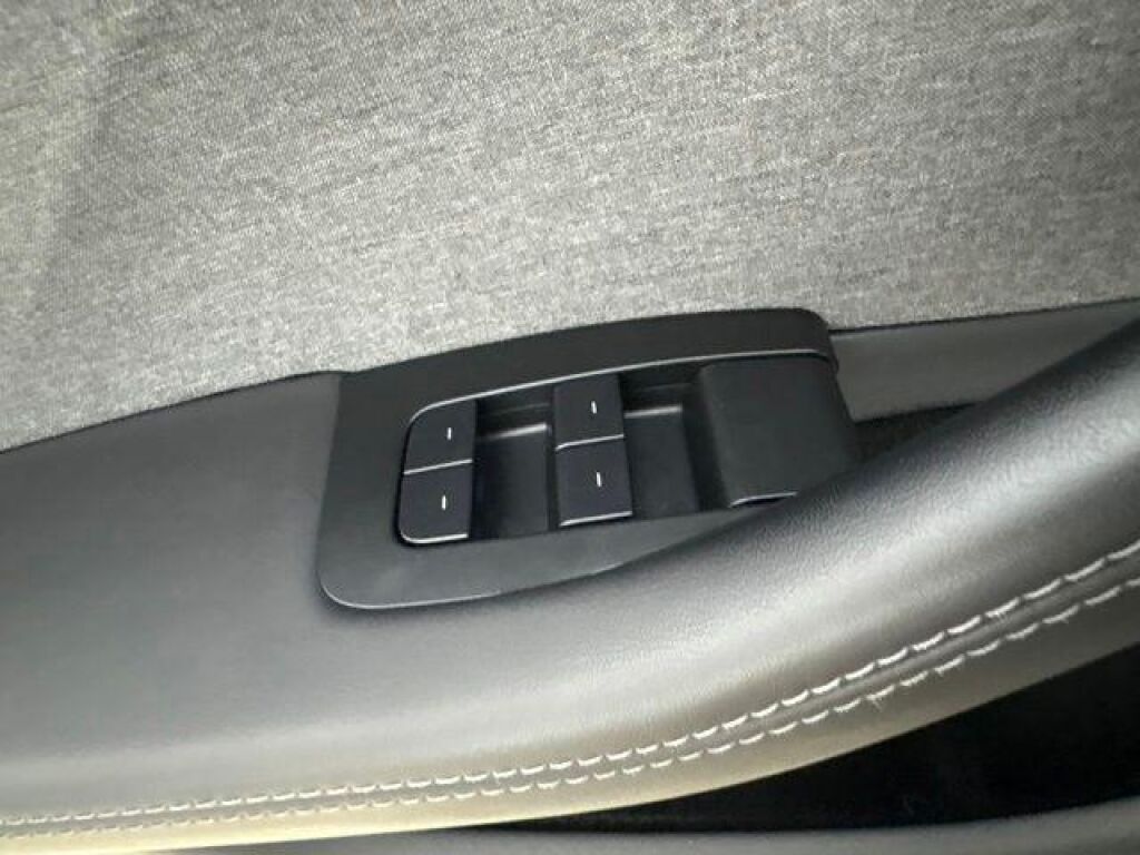 undefined. Enlarge image 40