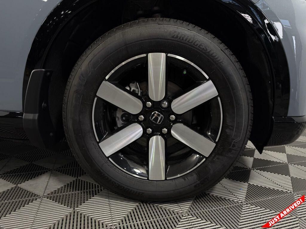 undefined. Enlarge image 9