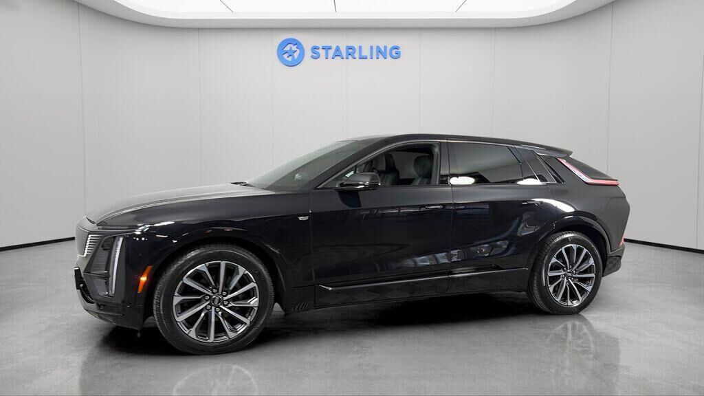 2024 Cadillac LYRIQ Sport