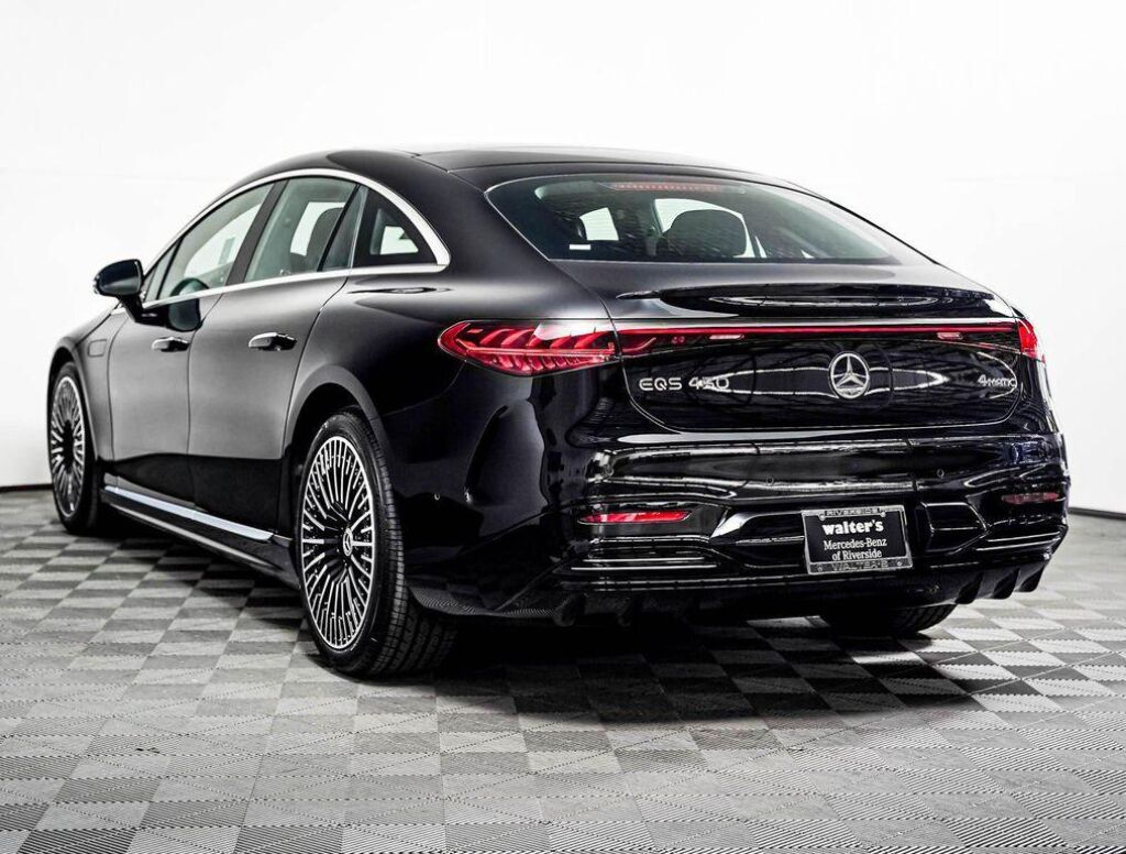 2026 Mercedes-Benz EQS 450