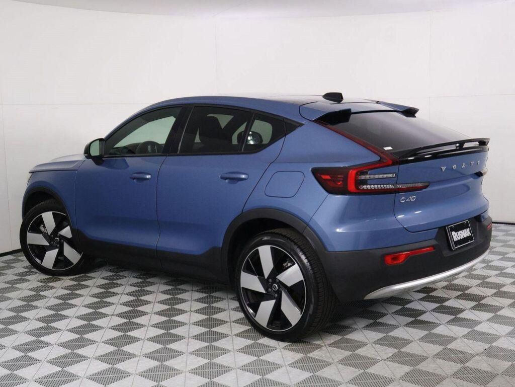 2024 Volvo C40 Recharge Pure Electric
