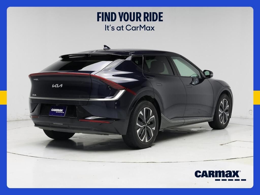 undefined. Enlarge image 9