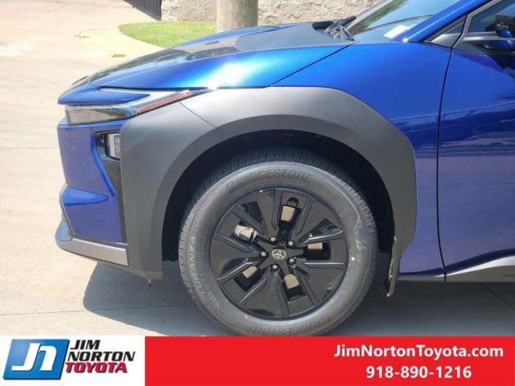 undefined. Enlarge image 6