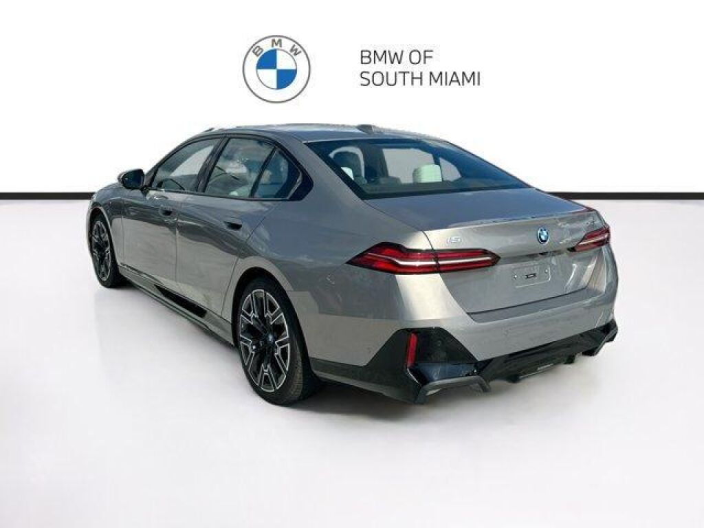 2025 BMW i5 in Miami, FL