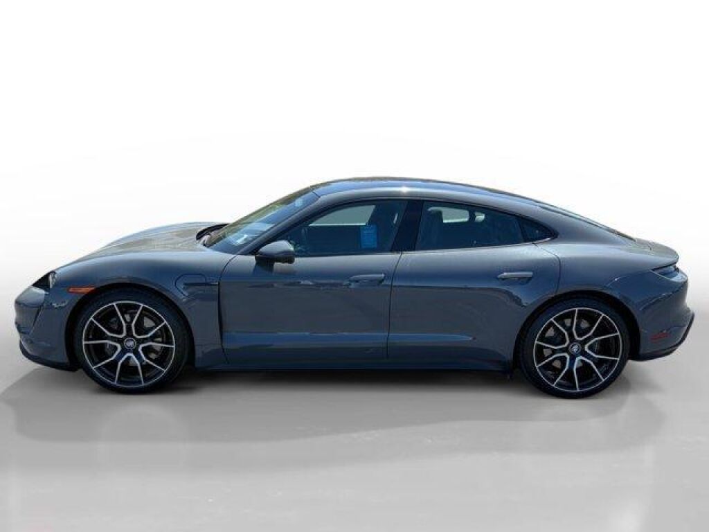 2022 Porsche Taycan