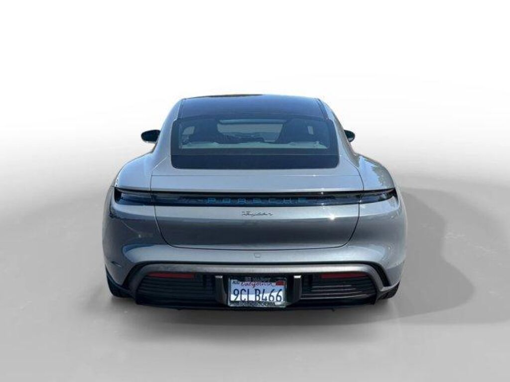 2022 Porsche Taycan