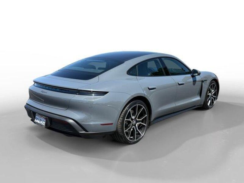 2022 Porsche Taycan