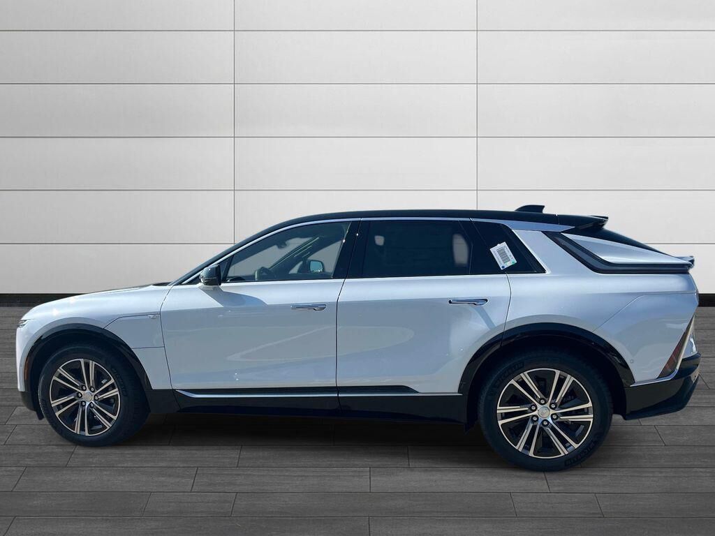 2027 Cadillac LYRIQ